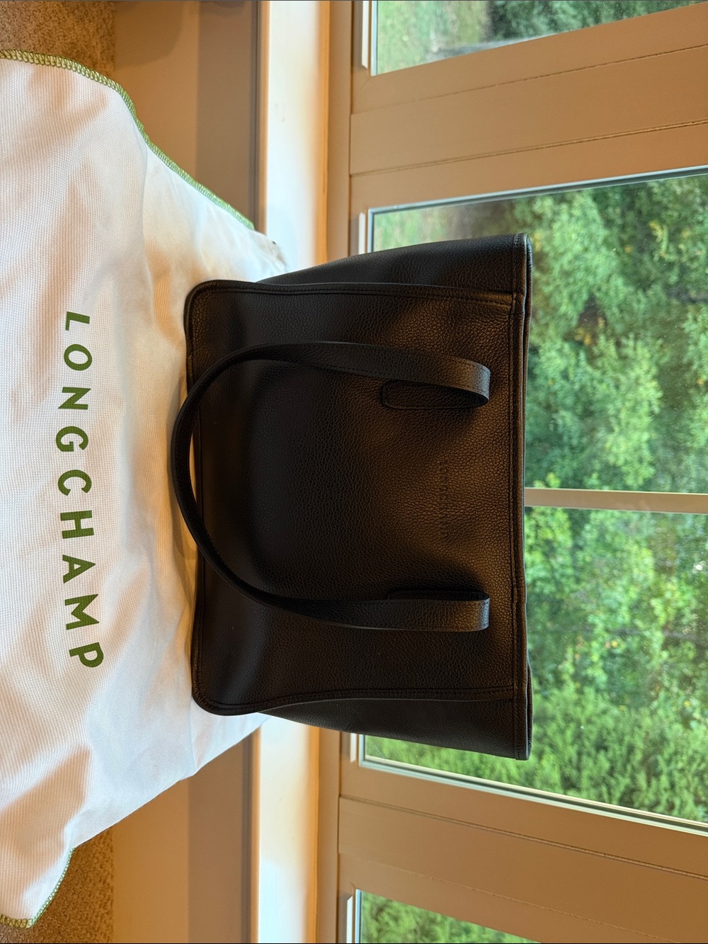Longchamp Le Foulonne Black Pebbled Leather Shopper Tote Bag.